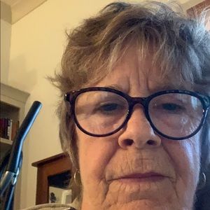 Meet your Posher, Lynn